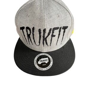 Trukfit Lil Wayne Snapback Hat Gray Black Zebra Print Brim Fear None Y2K